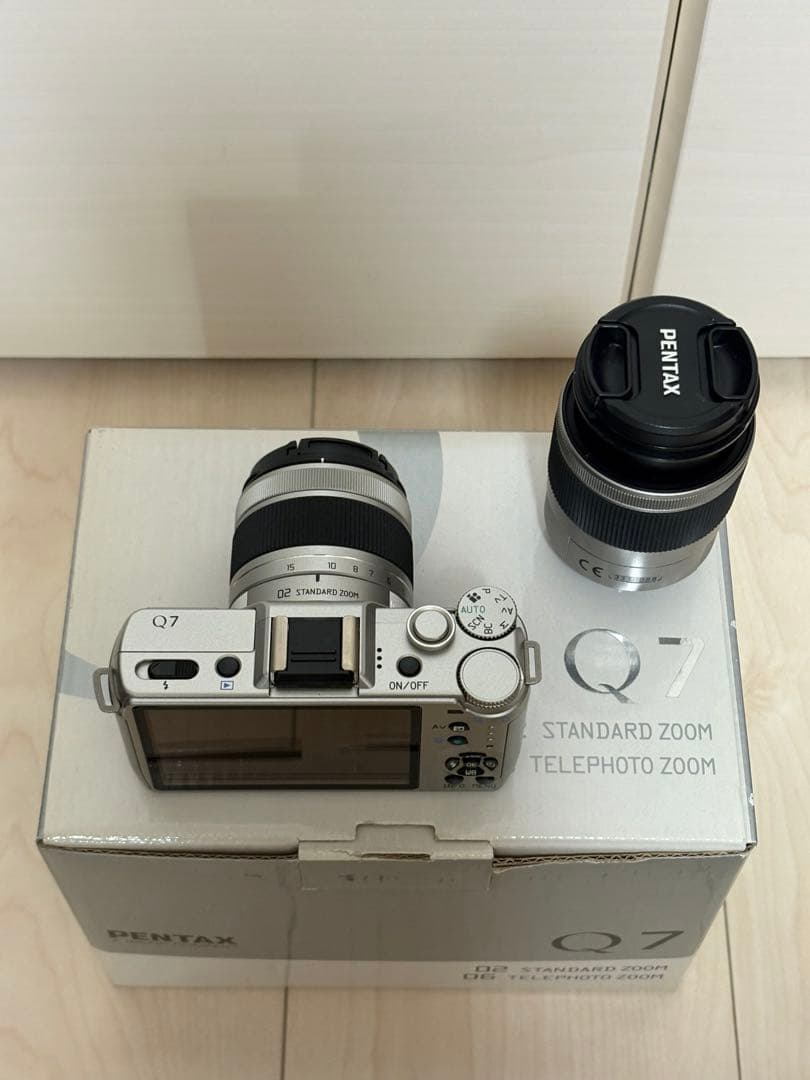 か*き様 【美品】PENTAX Q7 ミラーレスカメラ レンズ2本付き