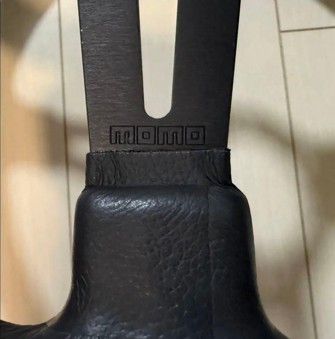 正規品 momo DRIFTING ステアリング 黒/赤　33φ