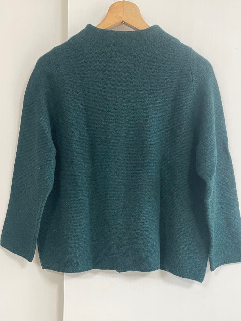 Brillage 深緑色カーディガン　ヤク100％Mお値下げいたしました❣️