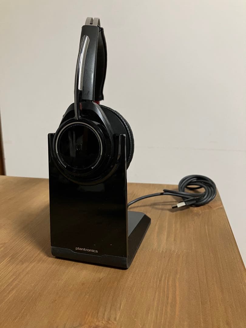Plantronics Voyager Focusワイヤレスヘッドホン ブラック
