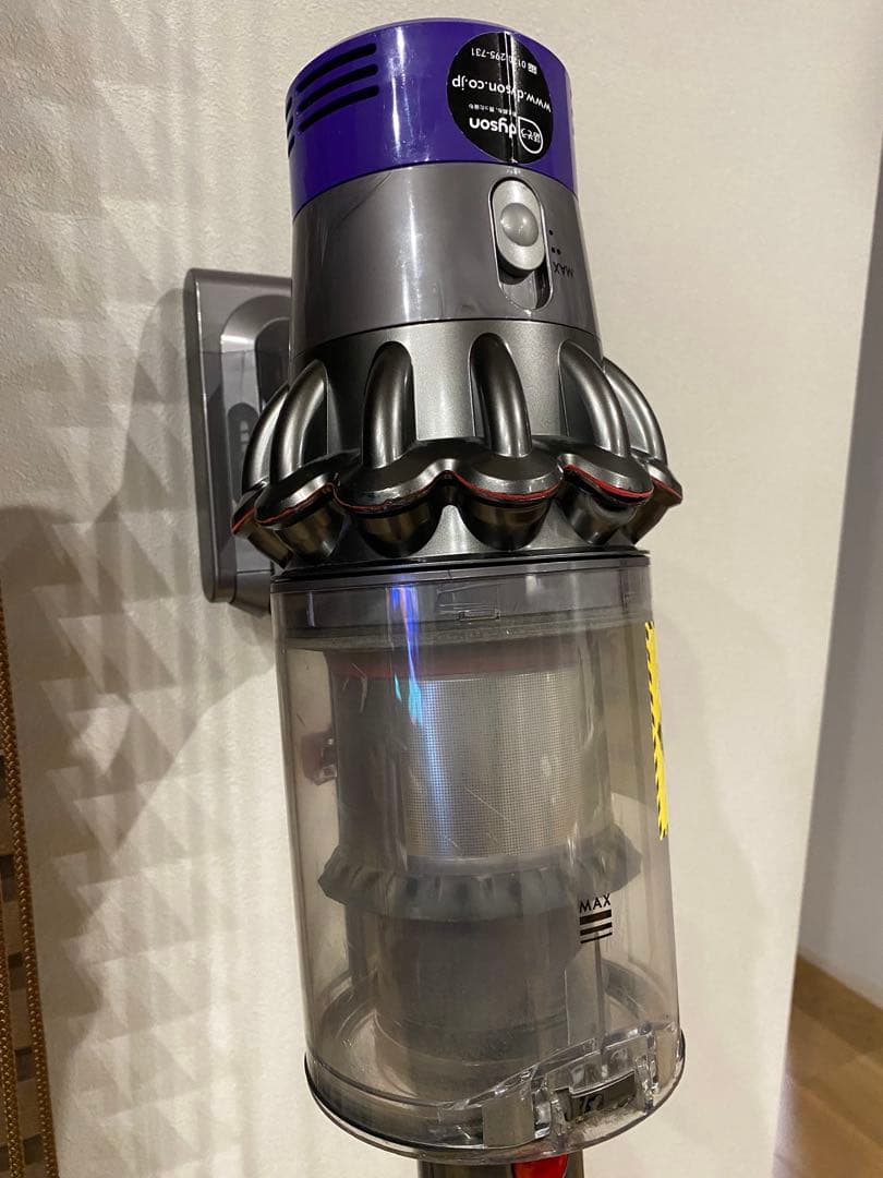 Dyson V10 fluffy 本体