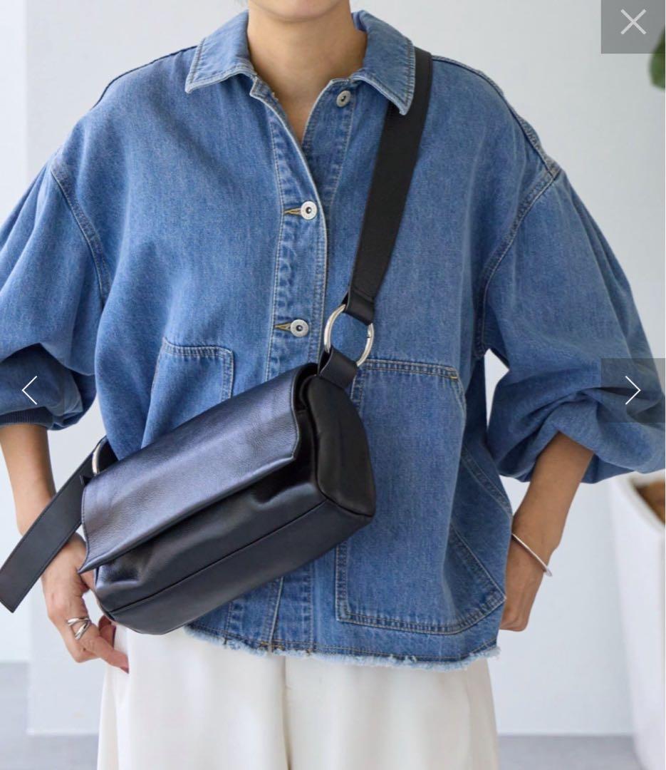 BEARDSLEY レザーボディバッグ(本革) ブラック