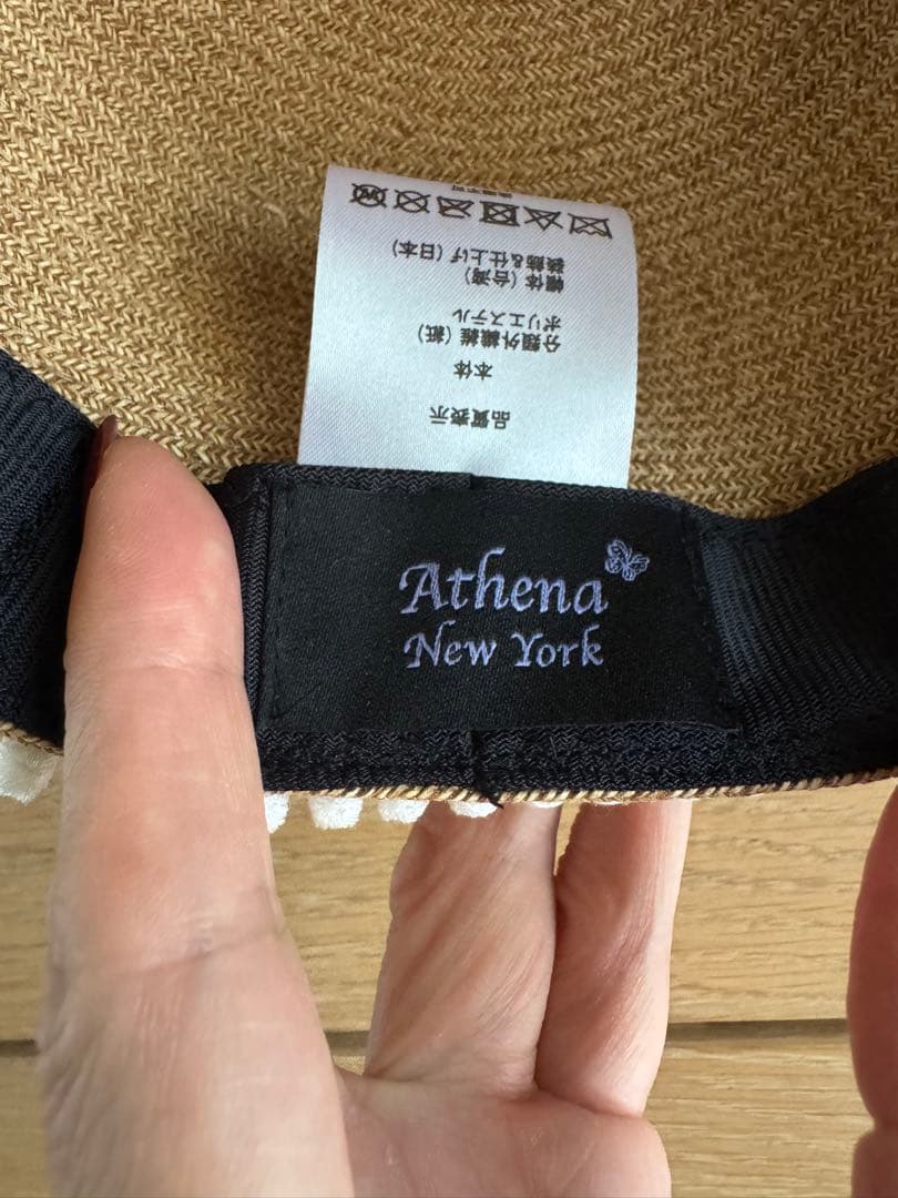 新品未使用2024ATHENA New Yorkベージュ麦わら帽子 花の刺繍付き