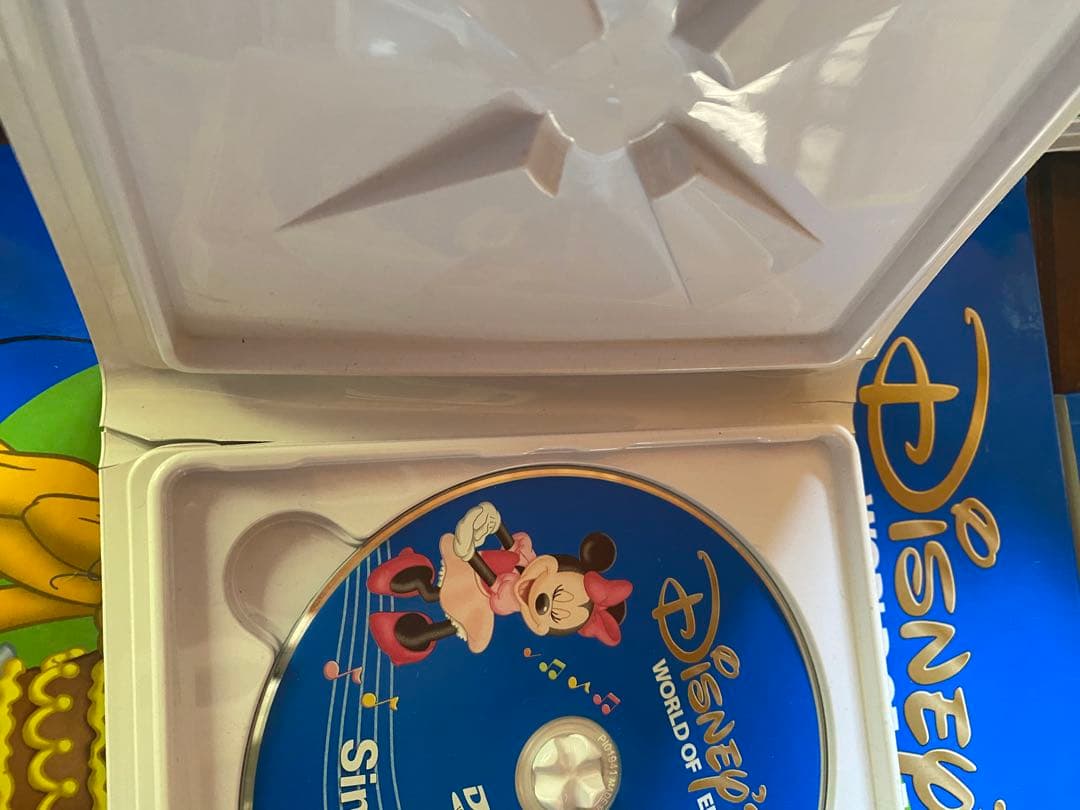 Disney's World of English Sing Along！旧子役