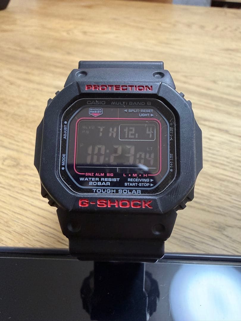 カシオ G-SHOCK Gショック GW-M5610U 電波ソーラー 黒/赤