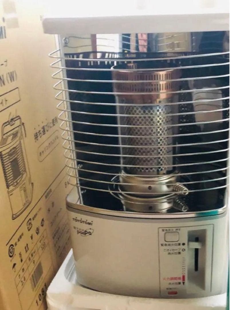 トヨトミ　石油ストーブ ［木造8畳/コンクリ10畳/反射式］RS-H29N-W