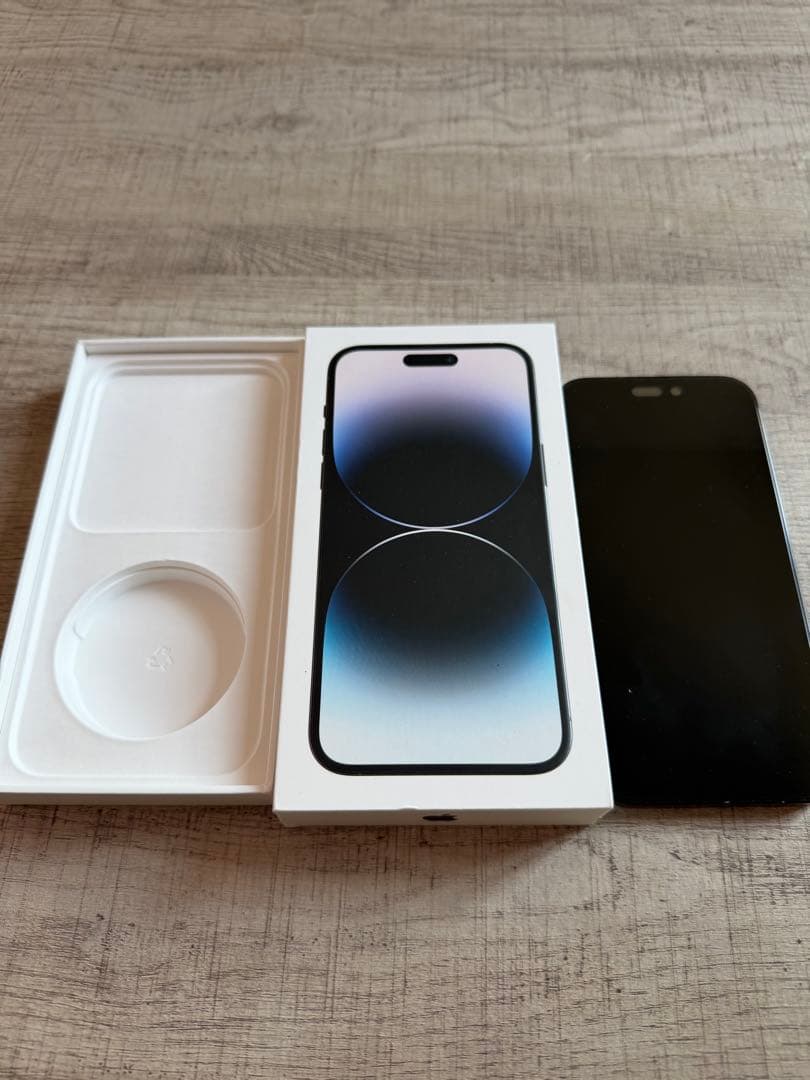 シャッター無音　iPhone 14 Pro Max 256GB SIMフリー