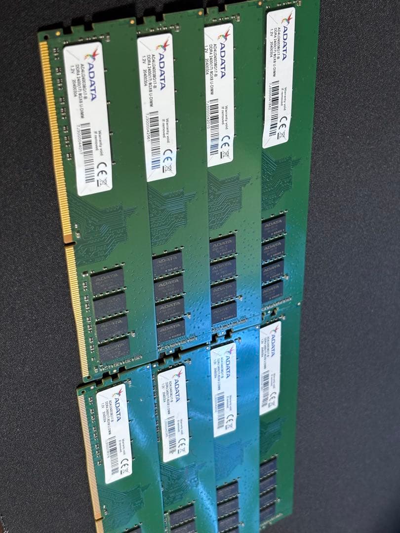 ADATA DDR4-2400　出品16GB(8GB2枚）※在庫８枚計64GB有