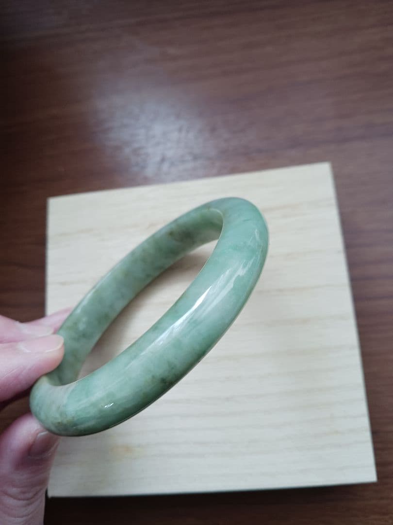 ププ　A貨翡翠　バングル　63㎜