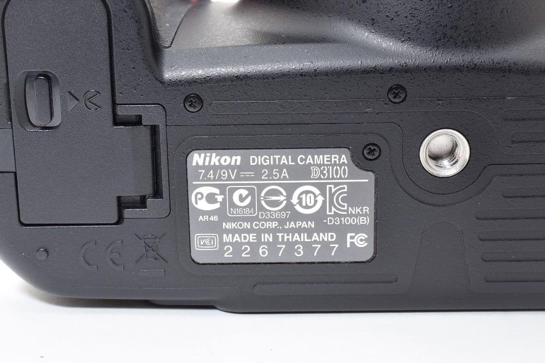 一眼レフデビュー定番の名機✨Nikon D3100✨標準ズームレンズセット✨軽量