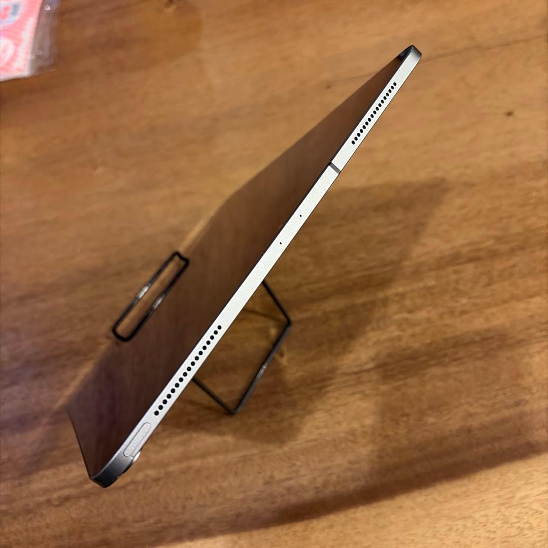 iPad Pro 12.9（第３世代）セルラー 256GB スペースグレイ