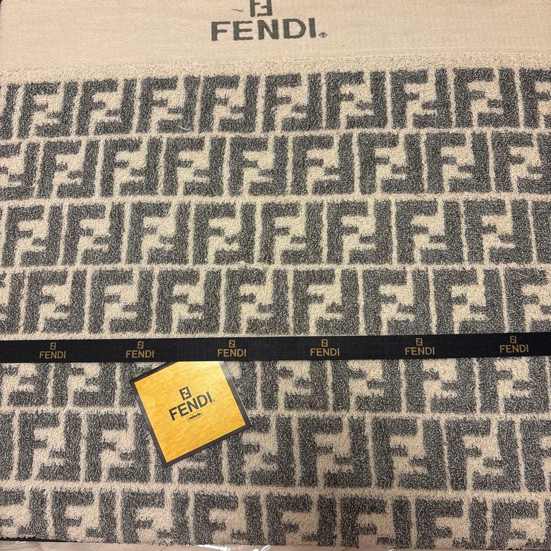 ◆FENDI フェンディ タオルケット ズッカ柄 FF柄 希少