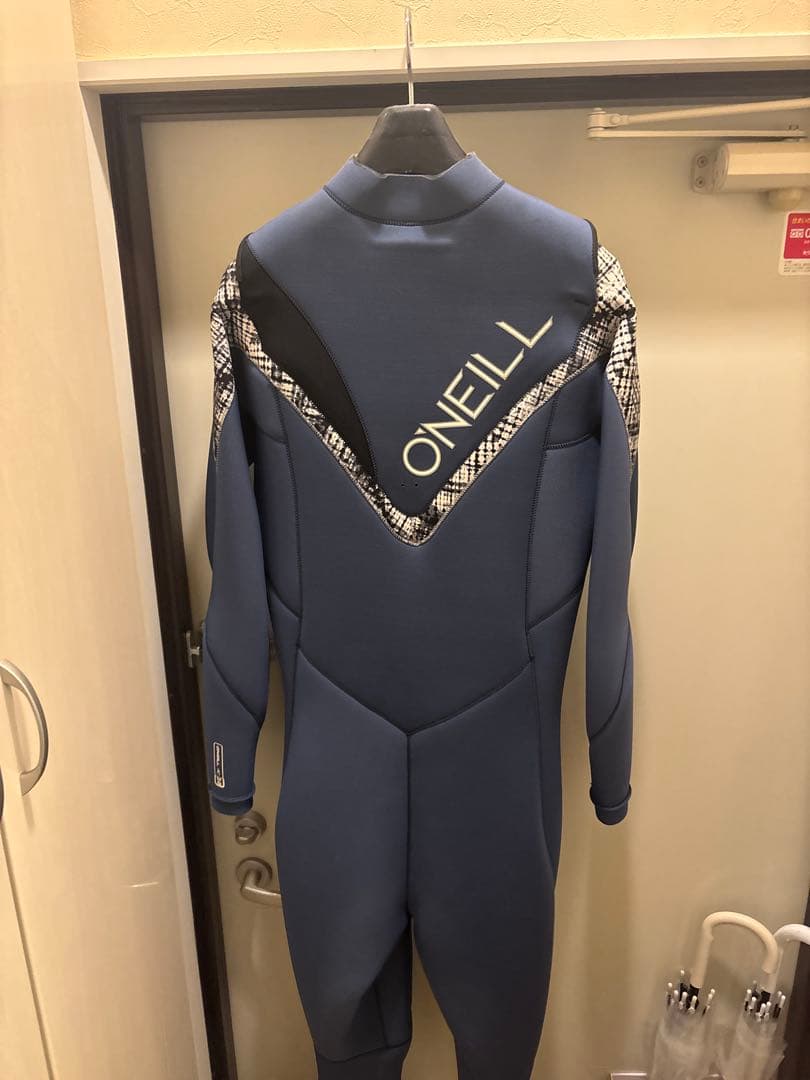 オニール　ウエットスーツ　サイズLL