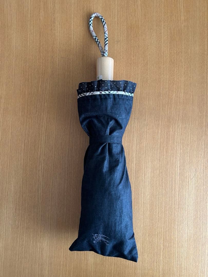 【美品】バーバリー　2段折り畳み日傘　水玉　チェック