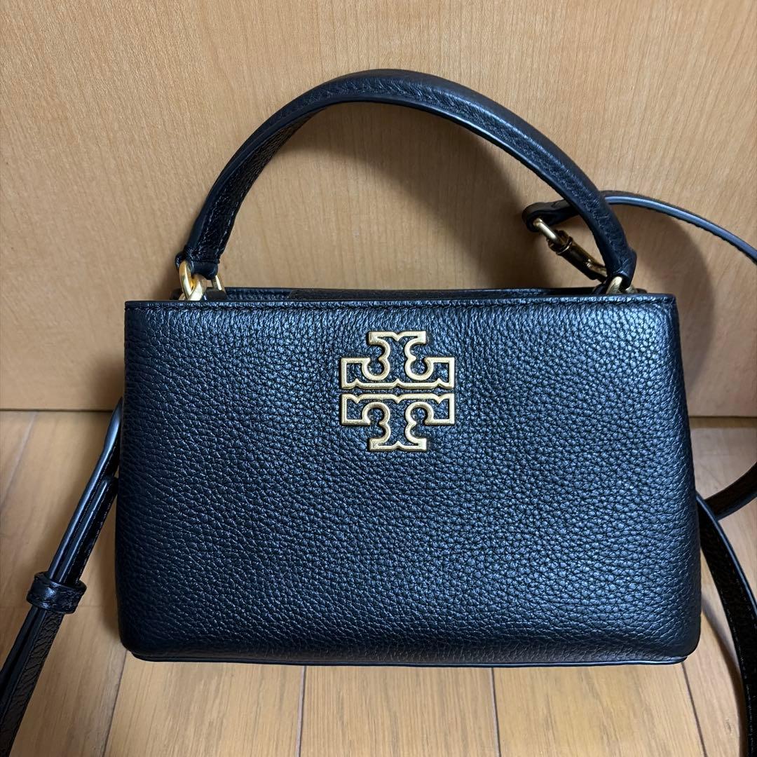 Tory Burch トリバーチ　ブラック ショルダーバッグ