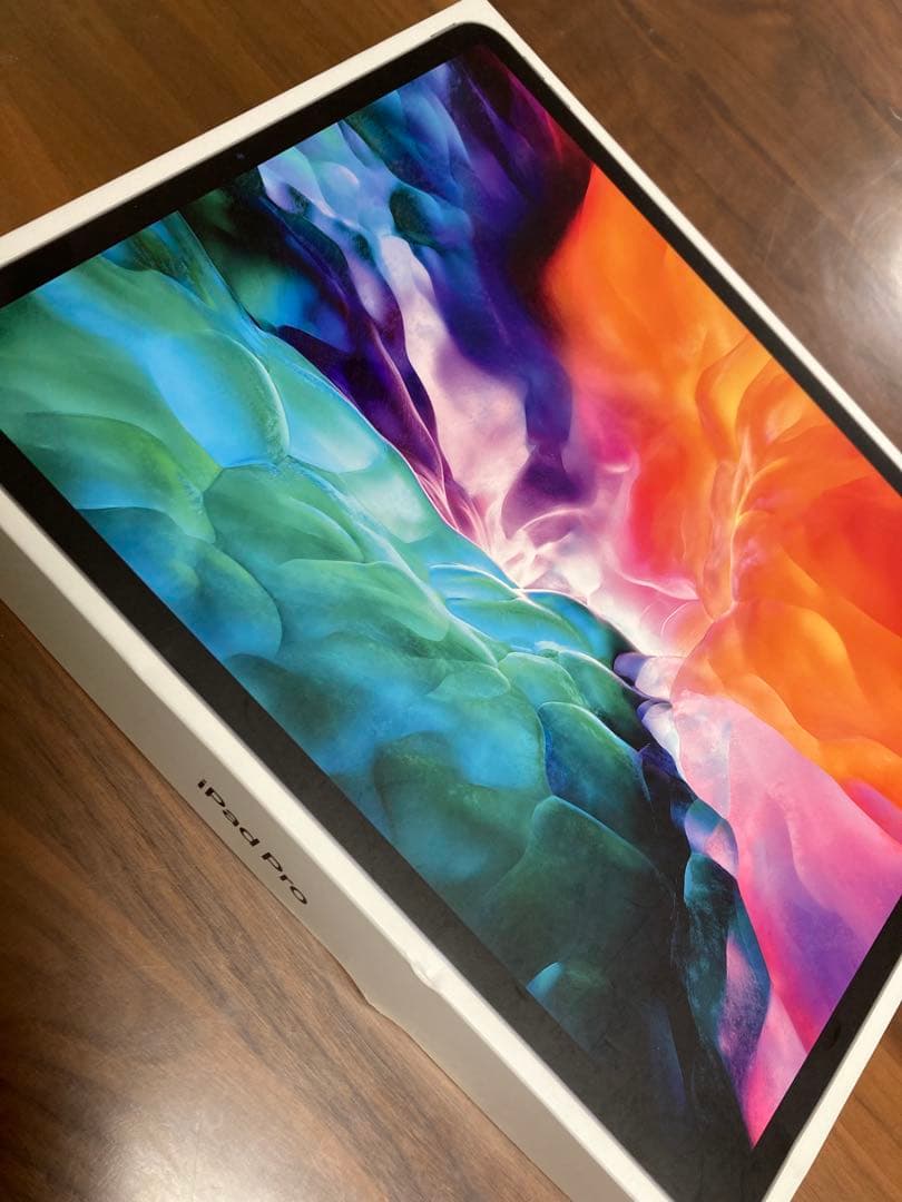 iPad Pro 12.9インチ第4世代256GB ケース、キーボード、ペン付き