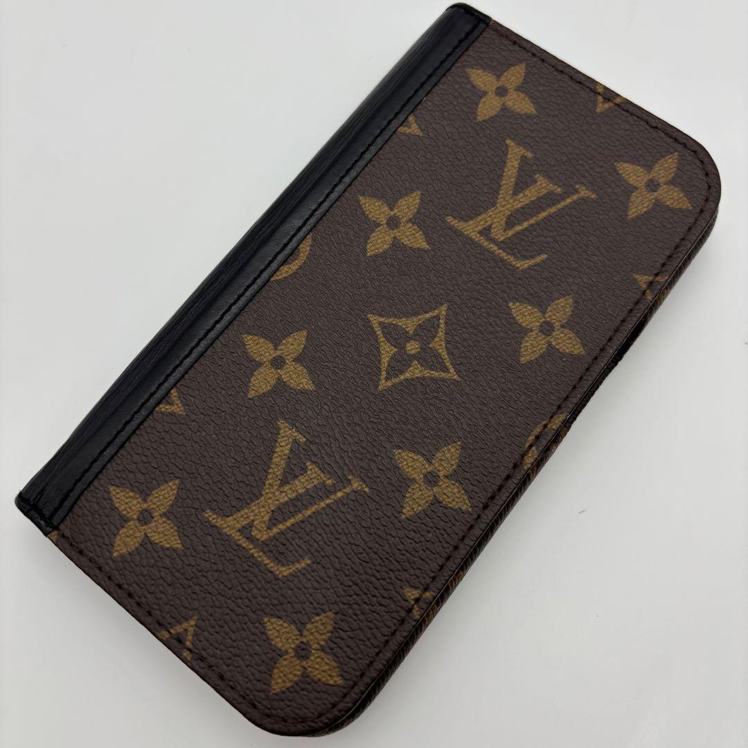 ルイヴィトン iPhone15 Pro スマホケース モノグラム フォリオ