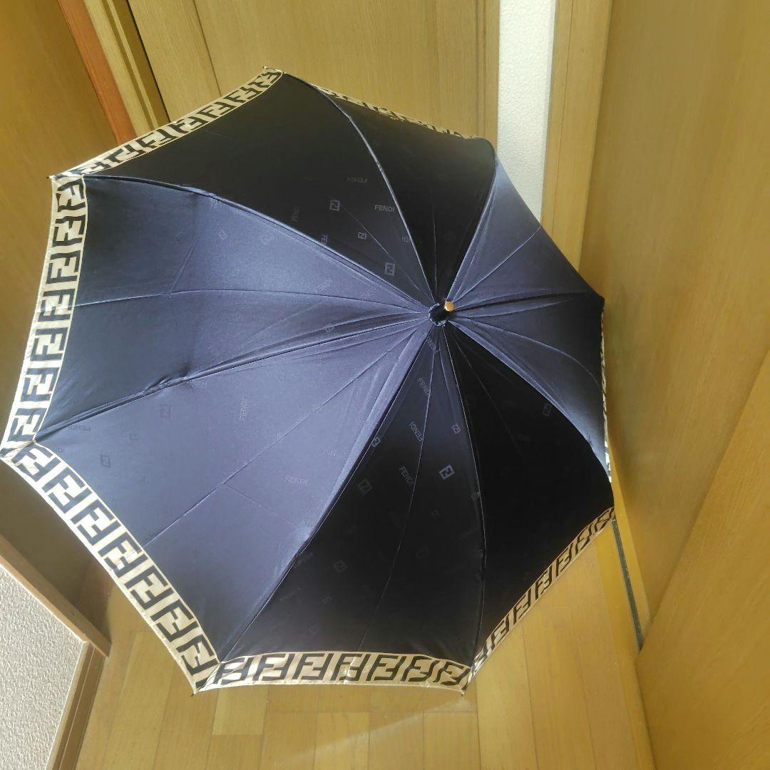 【未使用タグ付き】 FENDI フェンディ 折りたたみ傘 ズッカ柄 　タグ付き