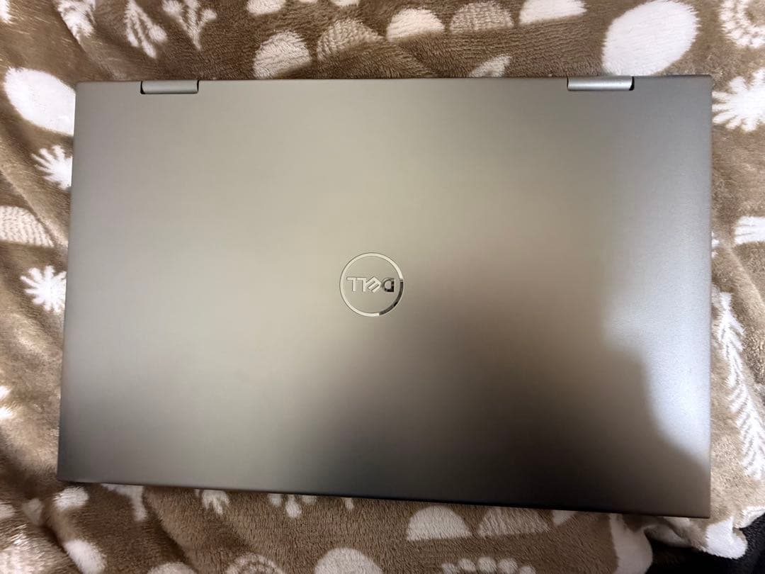 Dell Inspiron ノートPC シルバー