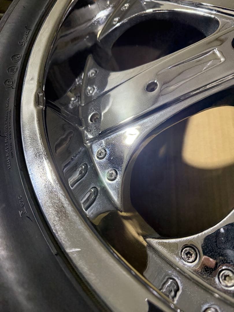 ２２インチ　スピンナーホイール