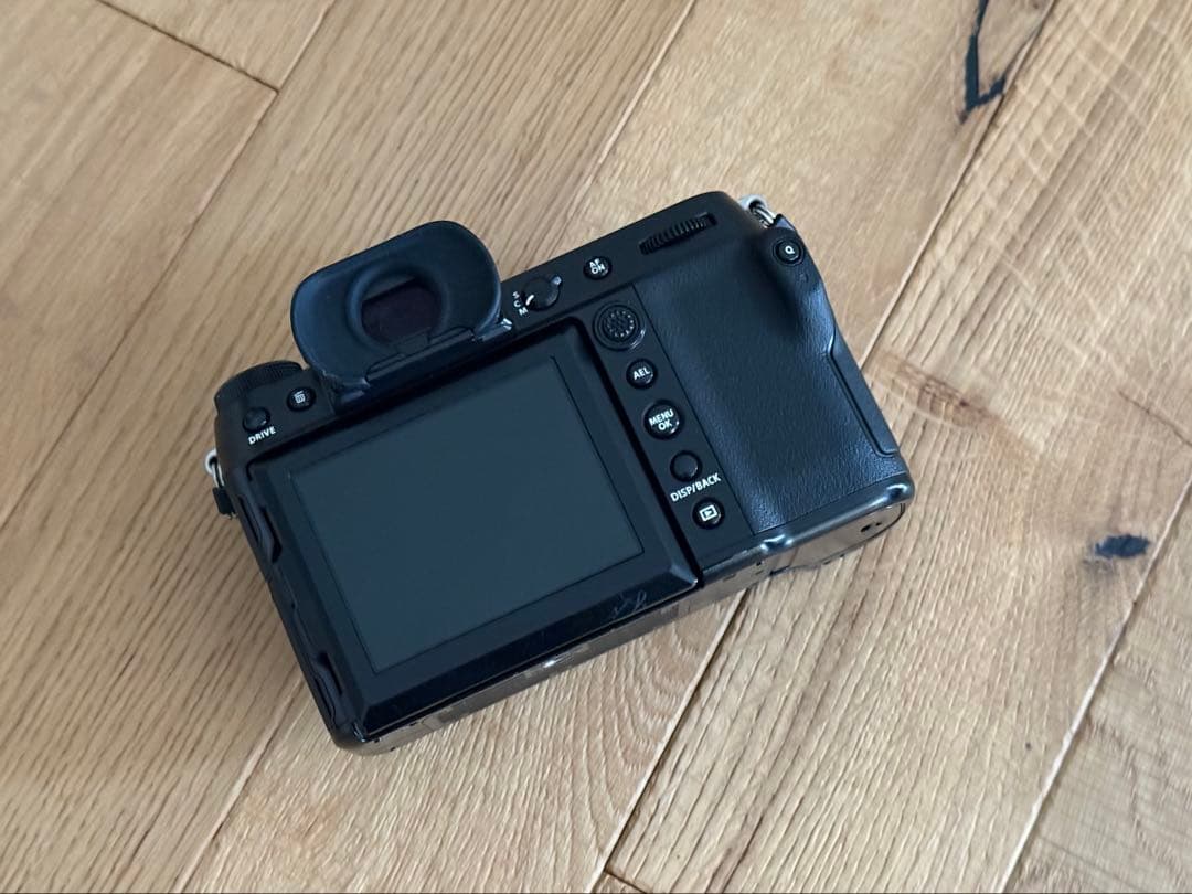 富士フイルム GFX 50Sll + mitakon 65mm