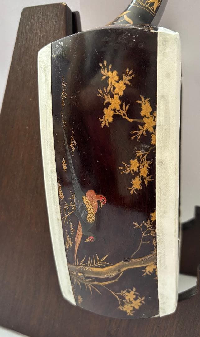 蒔絵細棹三味線