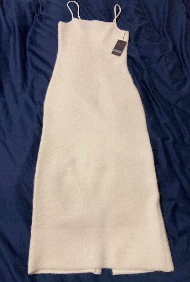 anuans カシミヤブレンドキャミソールニットワンピース