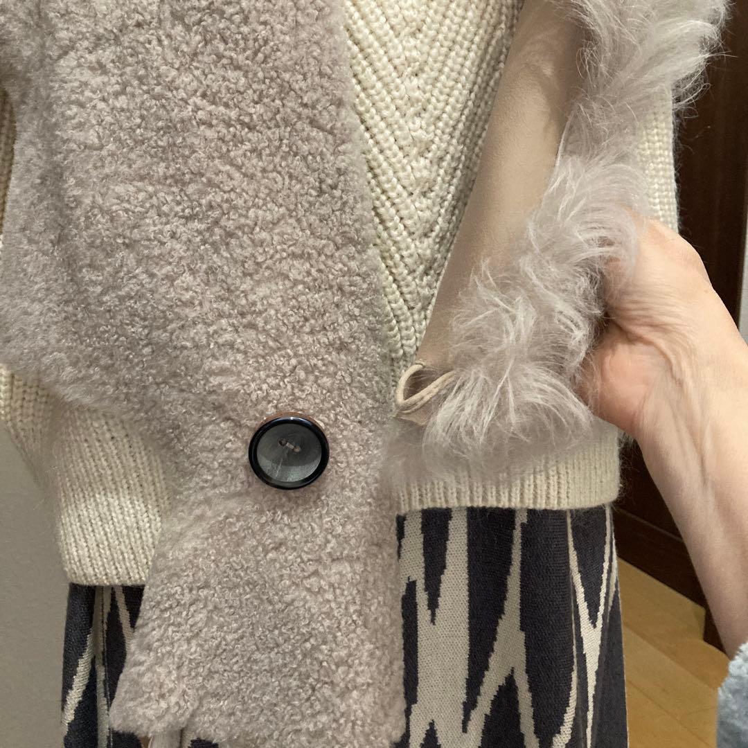 ムートン　ショール　CARL DONOCHUE