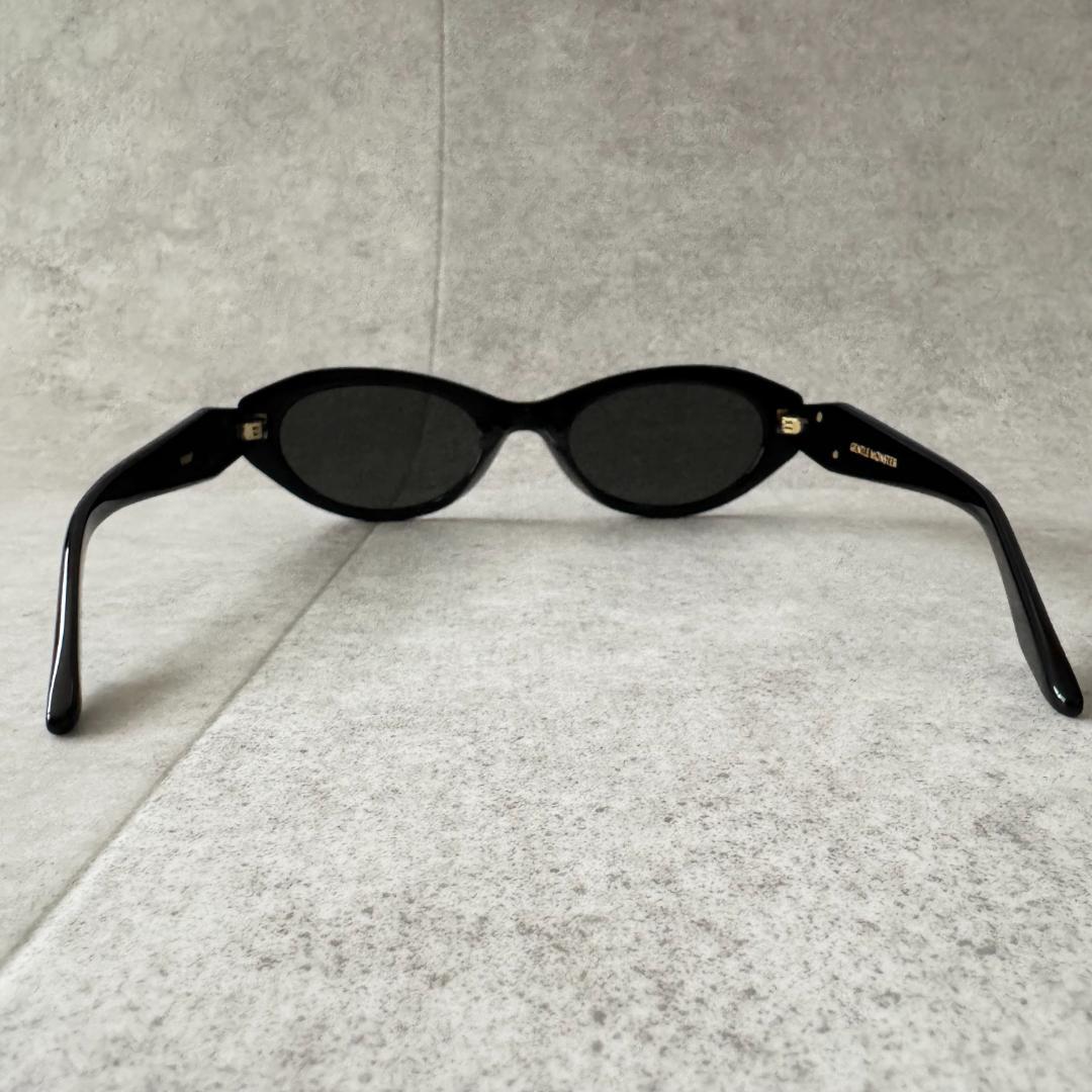美品　ジェントルモンスター　VAMP　2025年製　サングラス　黒　ゴールド金具