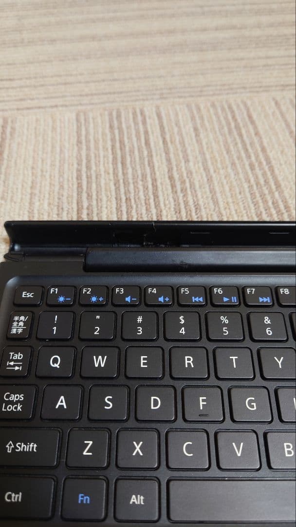 XperiaTMZ4 Tablet SO-05G　BKB50キーボードセット