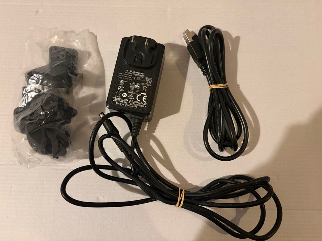 TRAKTOR KONTROL S4 4+1チャンネルDJコントローラー