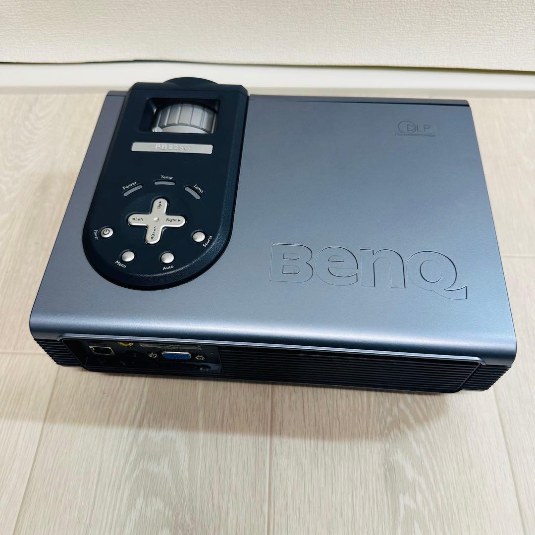 BenQ DLPプロジェクター　PB2250
