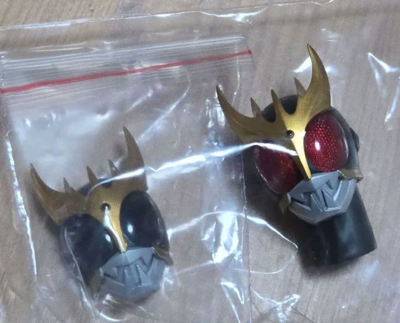 【新品】フィギュアーツ真骨彫専用　仮面ライダークウガアルティメット　発光ヘッド