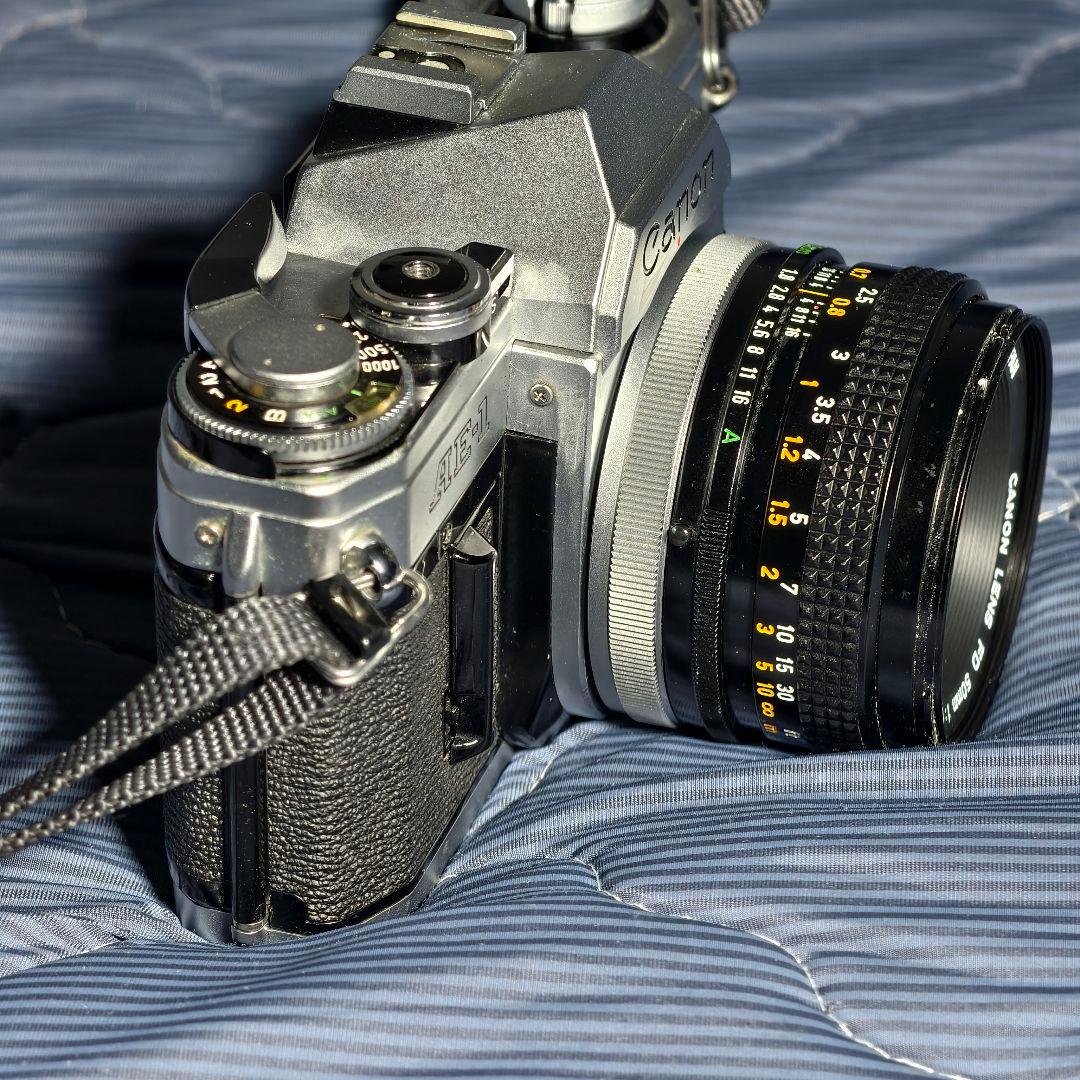 フィルムカメラ Canon AE-1 + FD 50mm f1.8