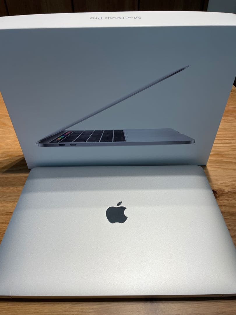 MacBookPro2018 13インチ16GB/512GB