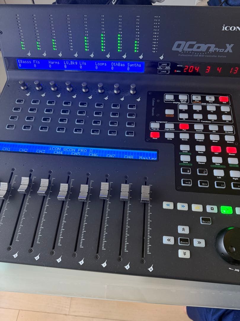 iCON DIGITAL QCON PRO X DAWコントロールサーフィス