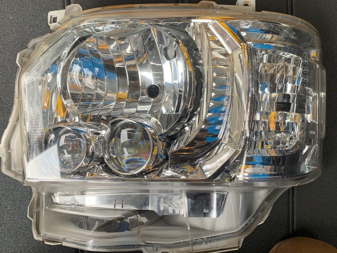 ハイエースLEDヘッドライト☆