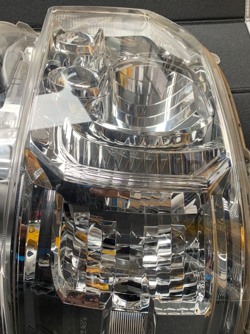 ハイエースLEDヘッドライト☆