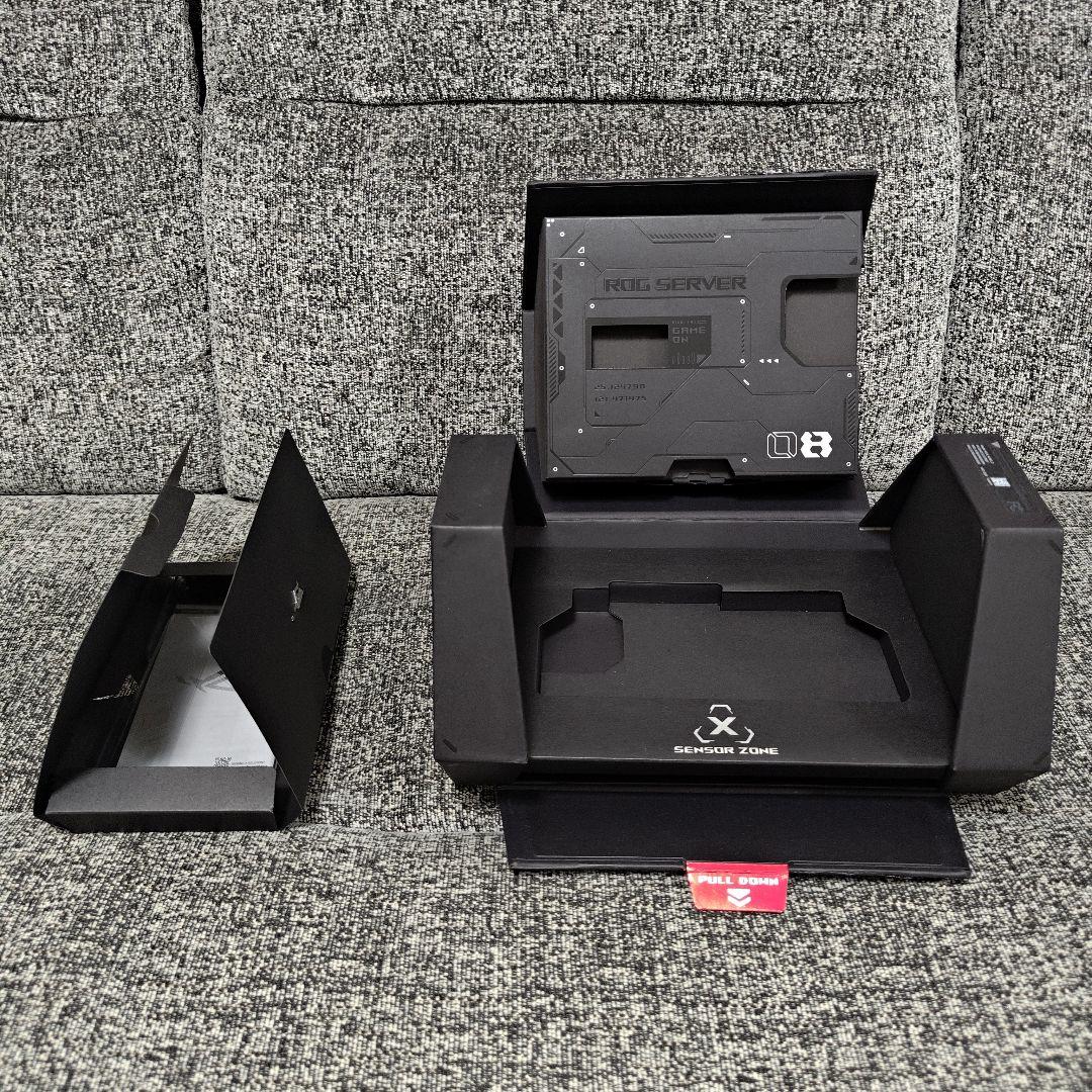 【美品】ROGPhone 8 Pro ＆ AeroActive Cooler X