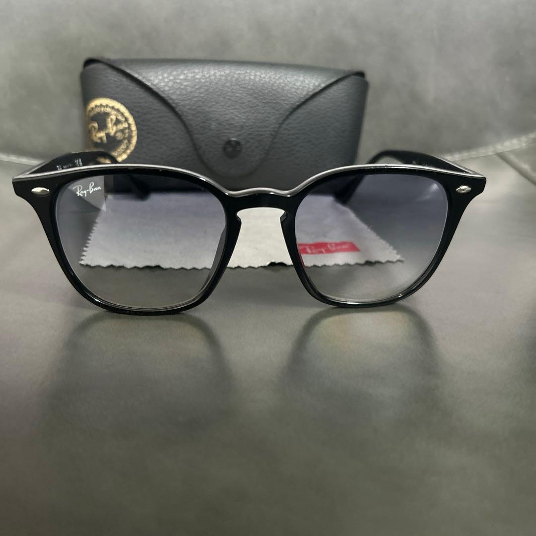 Ray-Ban ブラック ブルーグラデーションRB4258F