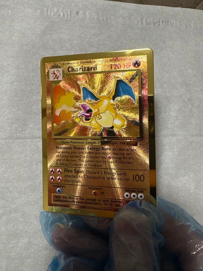 リザードン　25th メタルカード　ウルトラプレミアムコレクション