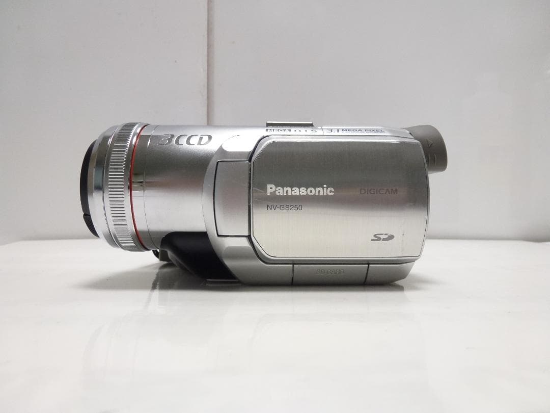 動作品　Mini DV　パナソニックビデオカメラ　NV-GS250　大人気