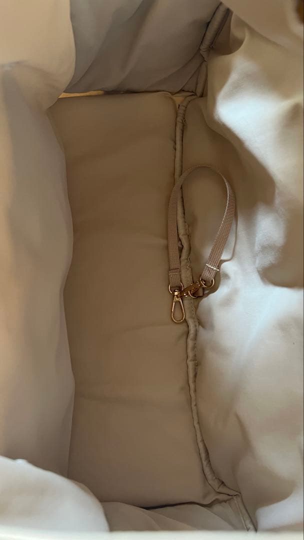 moncheri キルティング フロントリュック ペットキャリー S ベージュ