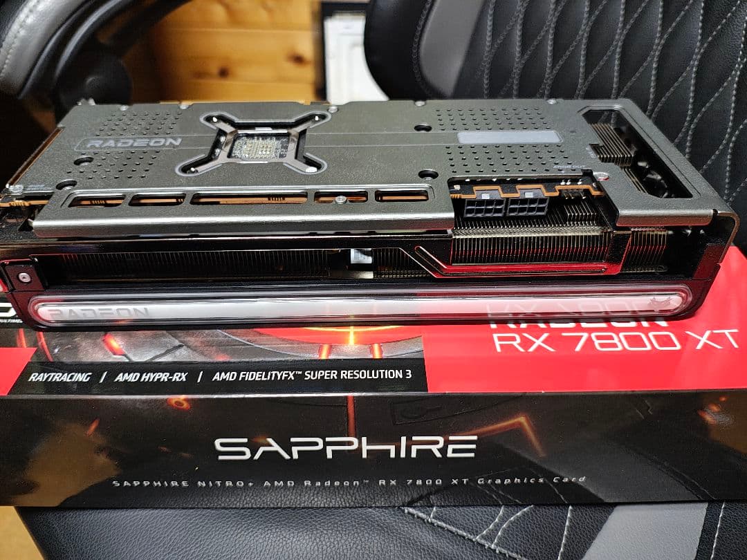 グラフィックボード・グラボ・ビデオカード Sapphire Radeon RX 7800 XT 16GB