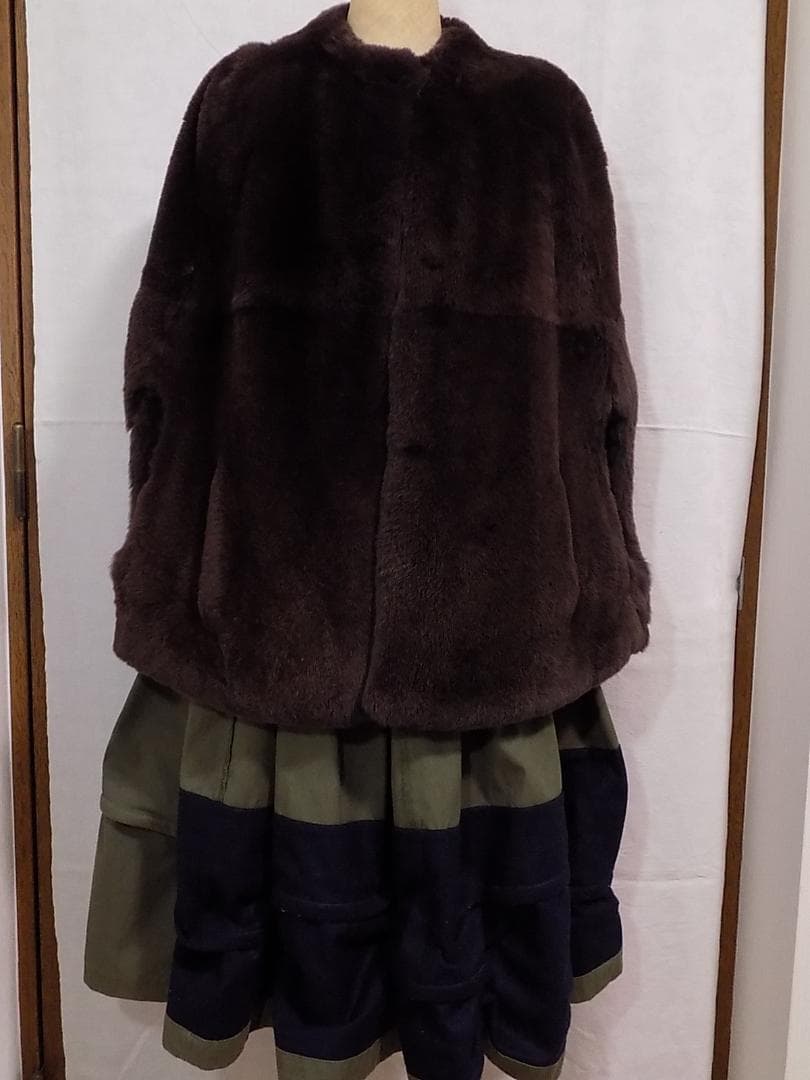 Ines et Marechal ラパンファーケープポンチョ　数回使用フランス製