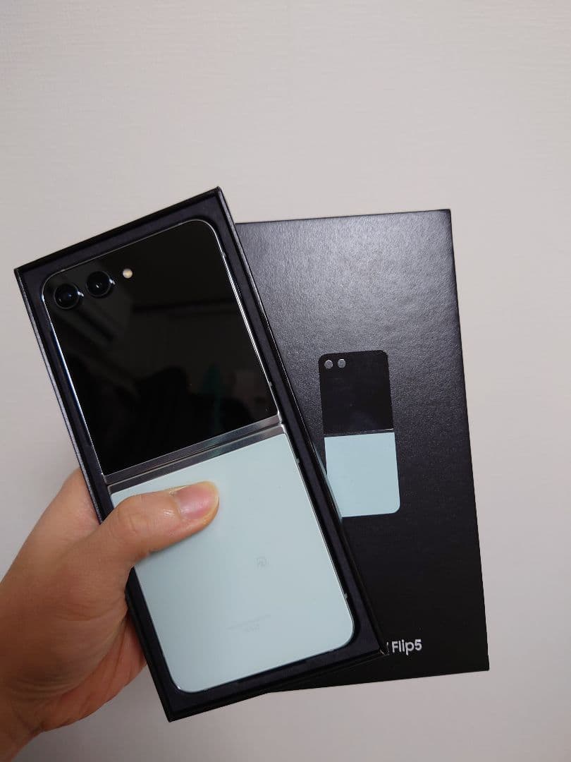 未使用に近い (国内版)Samsung Galaxy Z Flip5 256GB