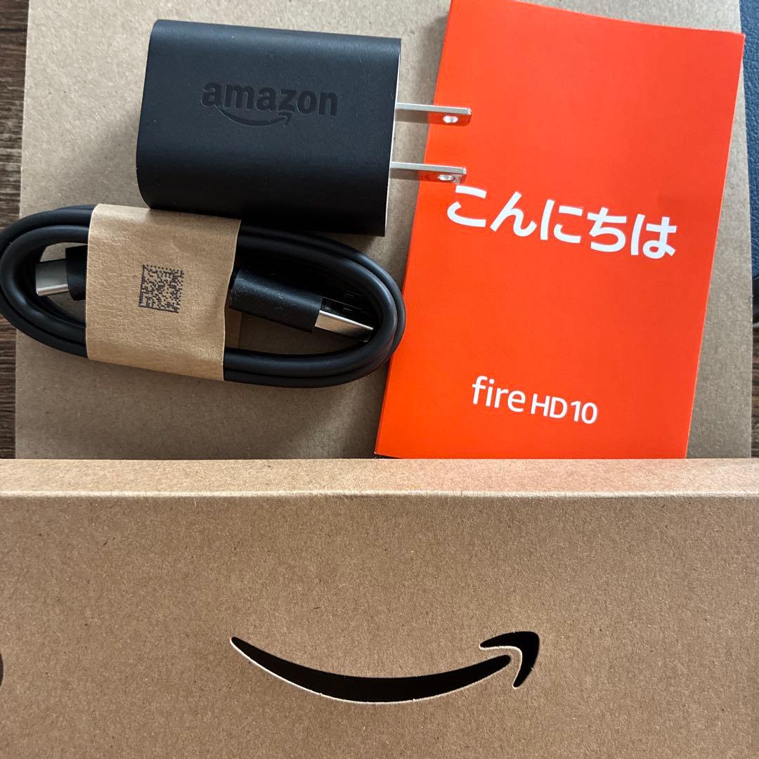 【美品】Amazon Fire HD 10 32GB 第13世代　カバー付き
