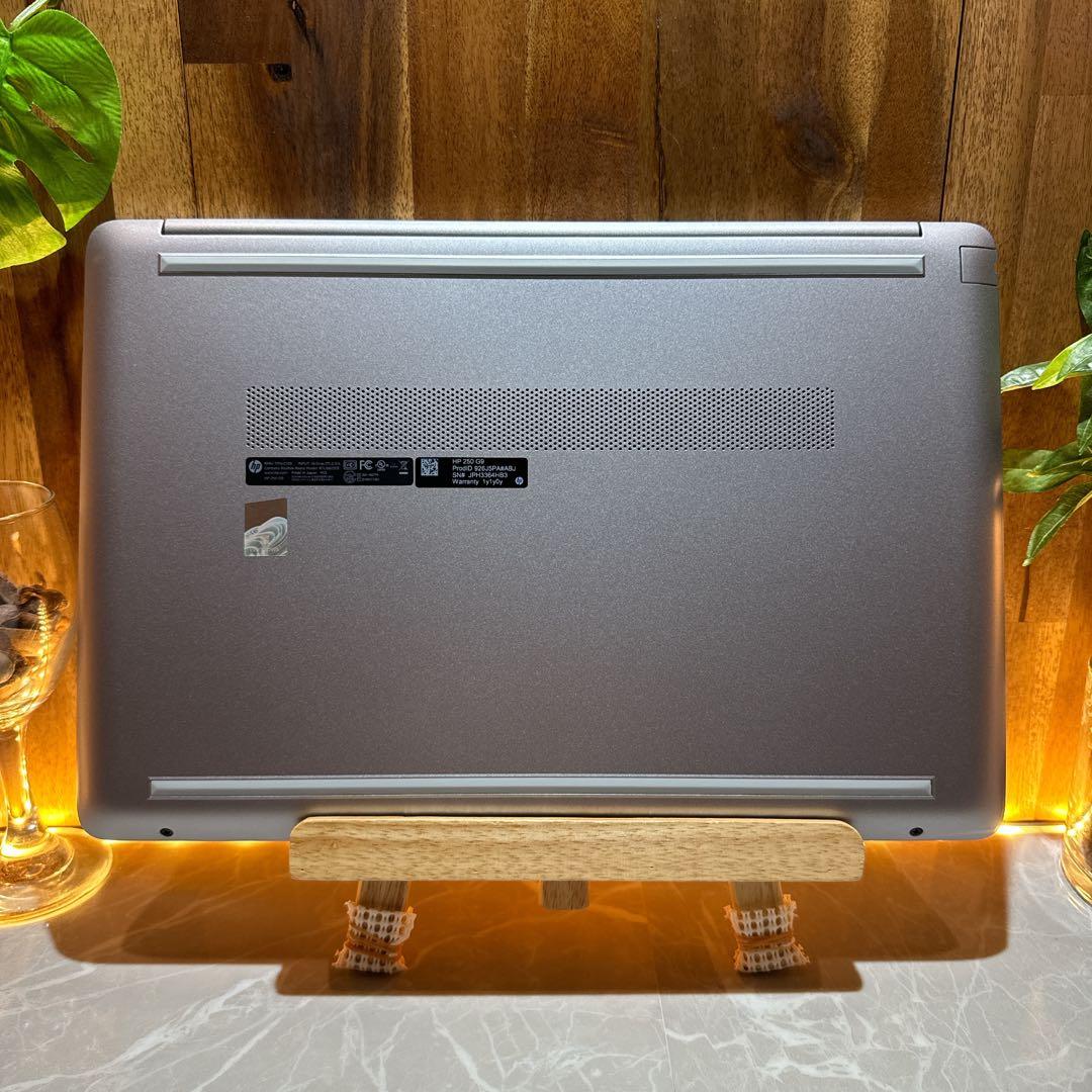 美品2023年式‼️HP☘️第12世代☘メモリ16GB☘️フルHD☘️人気ノートパソコン