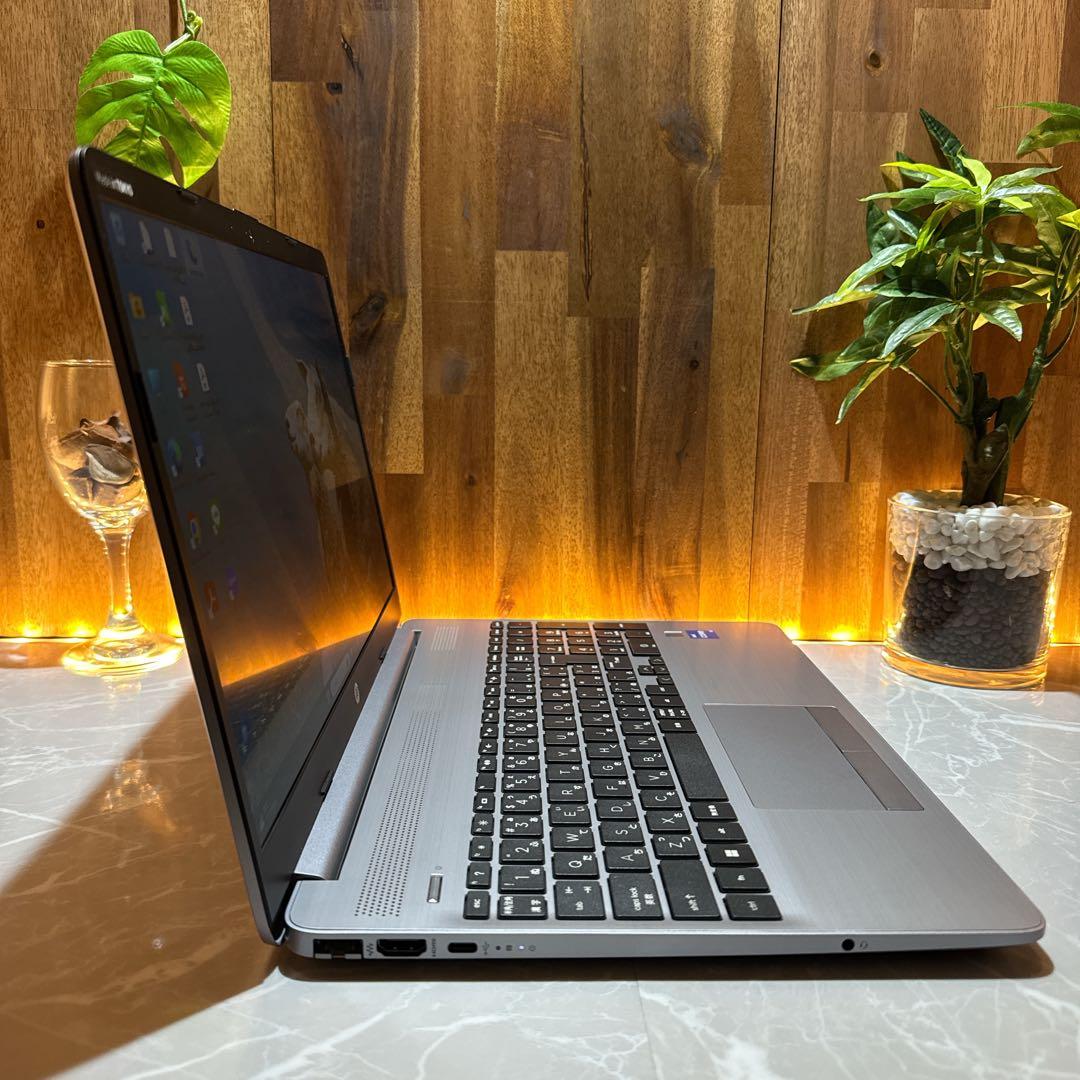 美品2023年式‼️HP☘️第12世代☘メモリ16GB☘️フルHD☘️人気ノートパソコン