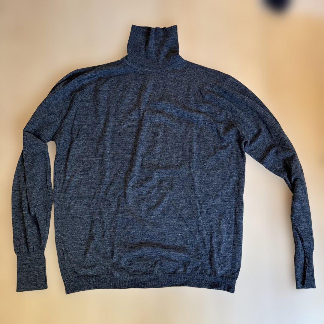 ジョンスメドレー　ダークグレー タートルネックニット